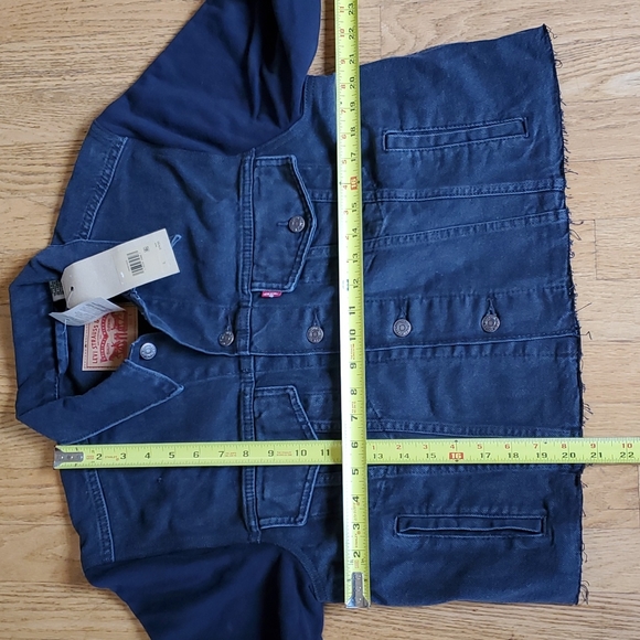 Levi's Ex-boyfriend Trucker Jacket - Picture 7 of 7